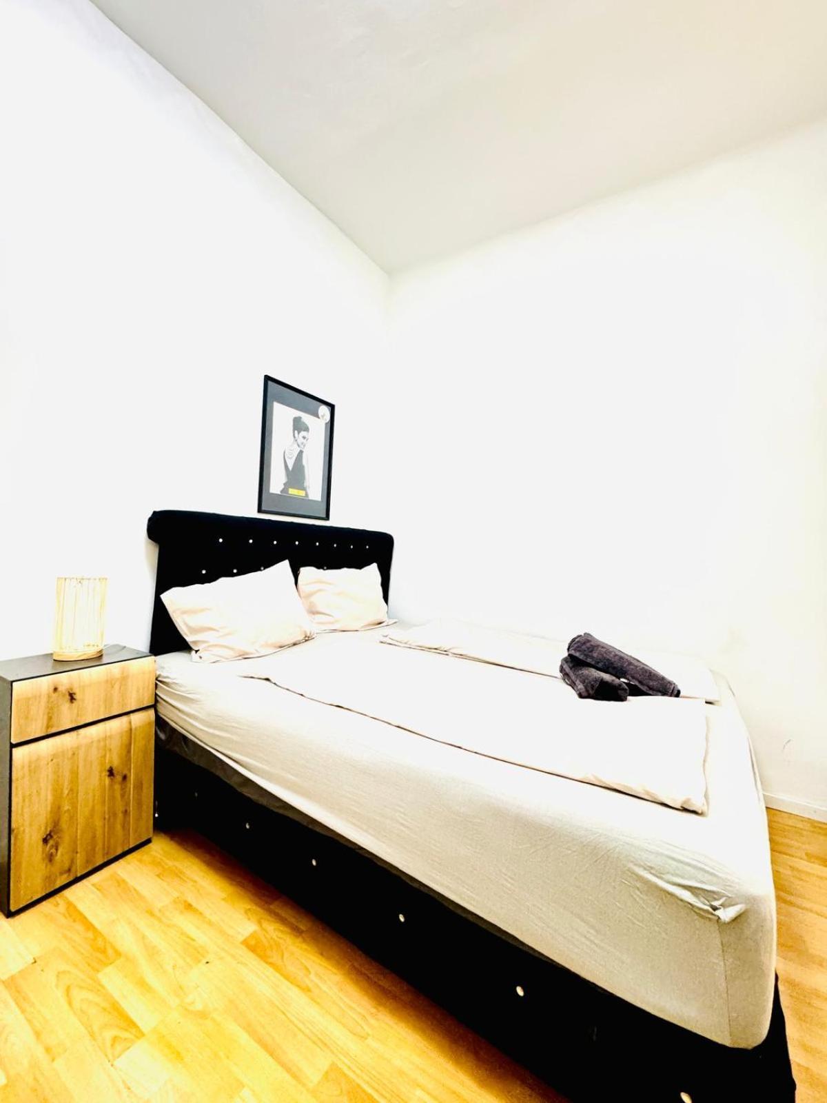 Comfy In A Shared Apt, 8min To Rathausplatz * Vienne