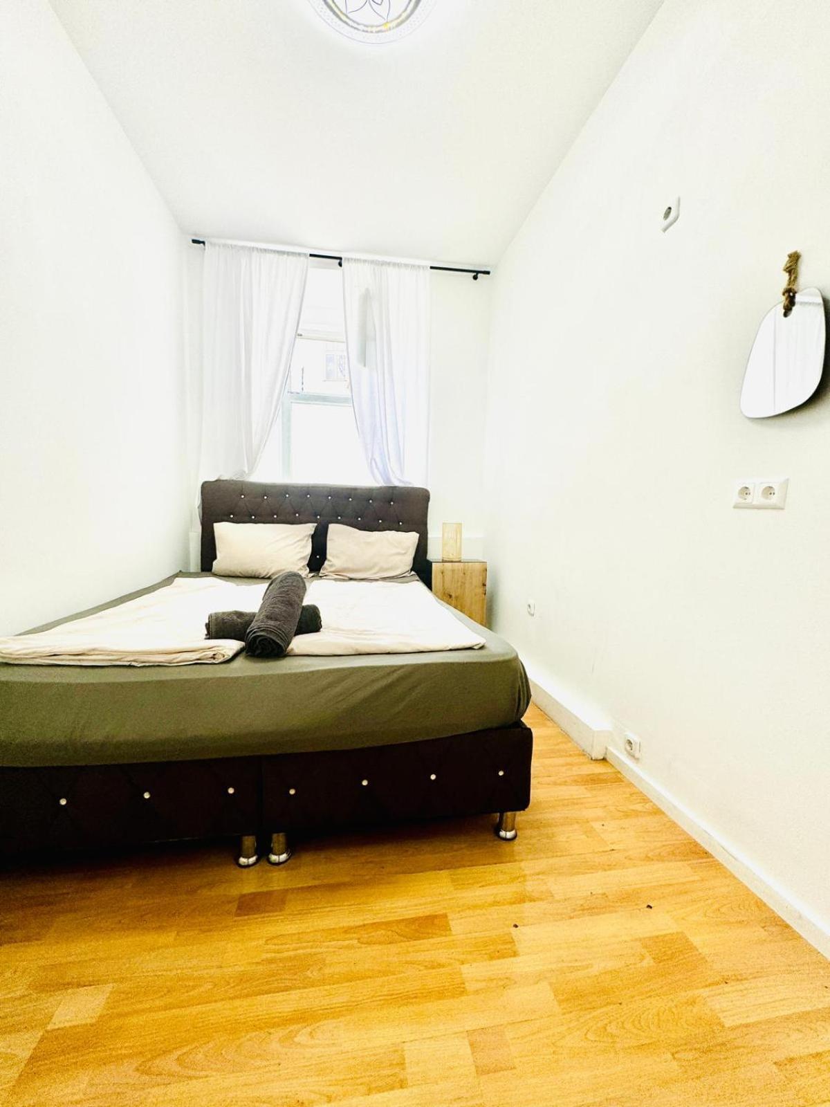 Comfy In A Shared Apt, 8min To Rathausplatz Appartement Vienne