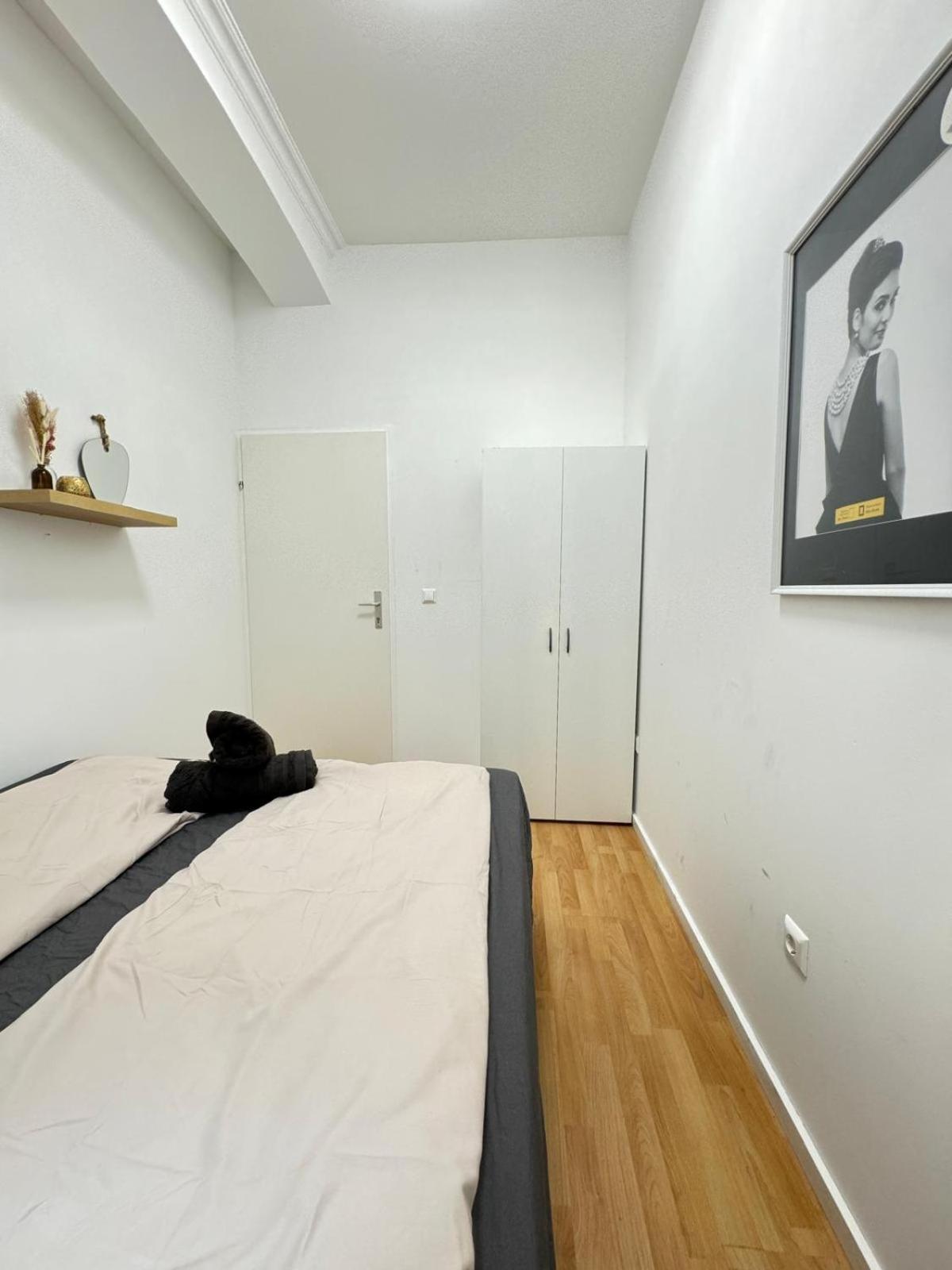Comfy In A Shared Apt, 8min To Rathausplatz Appartement Vienne