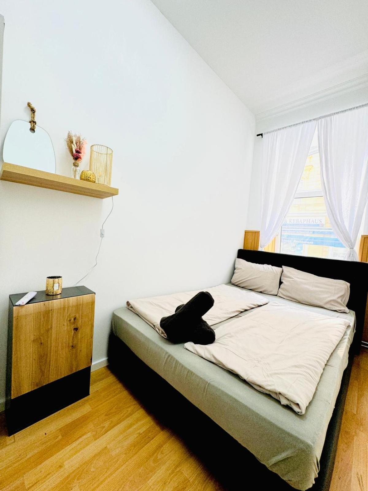 Comfy In A Shared Apt, 8min To Rathausplatz Appartement Vienne