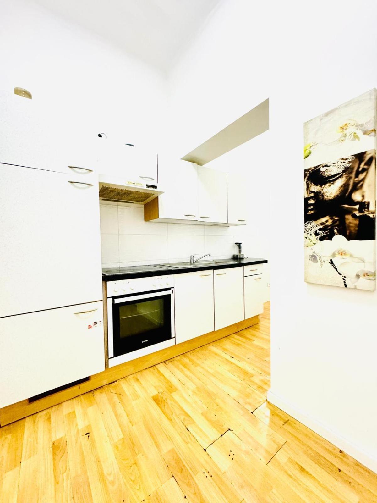 Appartement Comfy In A Shared Apt, 8min To Rathausplatz