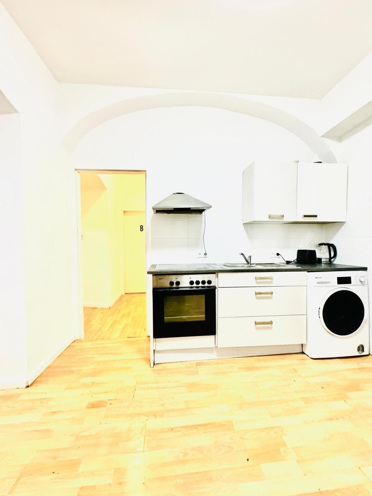 Comfy In A Shared Apt, 8min To Rathausplatz * Vienne
